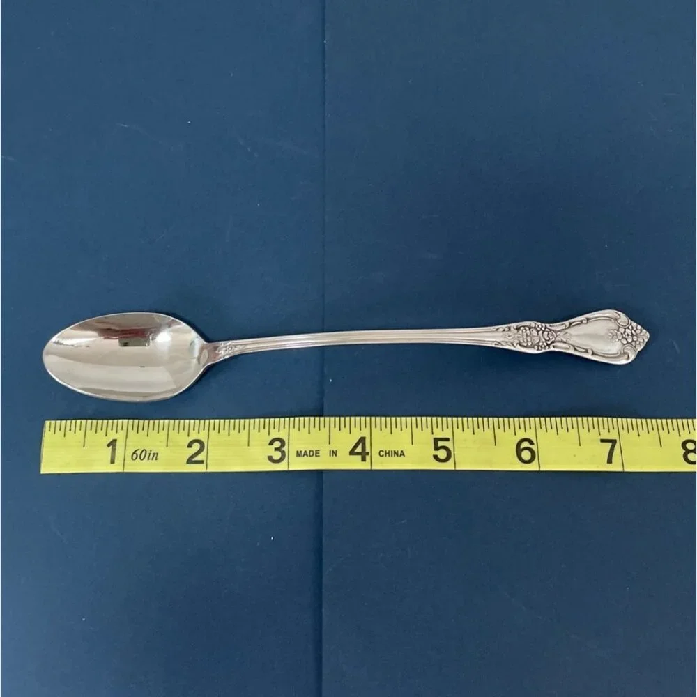 Oneida Kennett Square Set of 4 Iced Tea Spoons HH Distinction Deluxe Stainless
